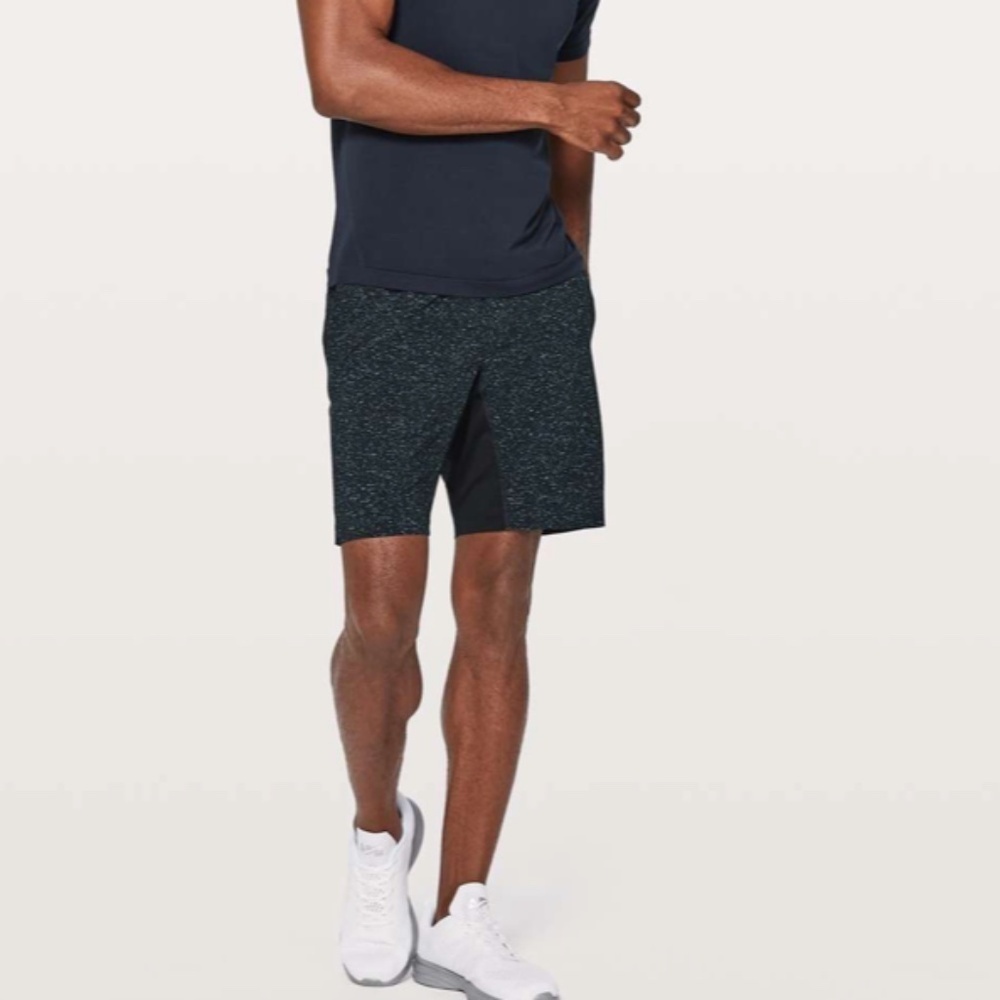 Lululemon T.H.E. Short Luxtreme Liner Mix Match Asphalt Grey Black Size M